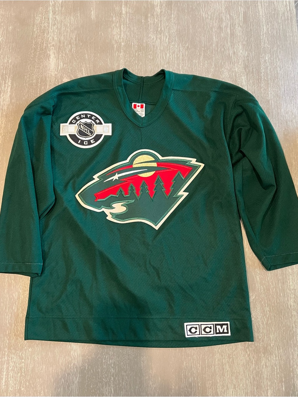 CCM Minnesota Wild Dark Green Hockey Jersey with Red Logo youth size Large